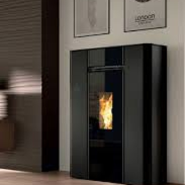 STUFA A PELLET AURA 9 BIANCA VENITLAZIONE FORZATA CODICE HO-AURA9.OB