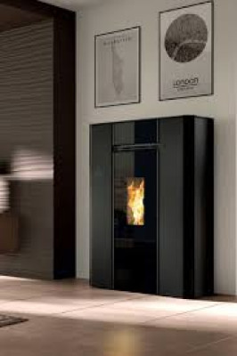 STUFA A PELLET AURA 9 BIANCA VENITLAZIONE FORZATA CODICE HO-AURA9.OB